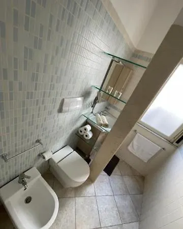 Arialu Politeama Apartman *