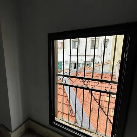 Arialu Politeama *